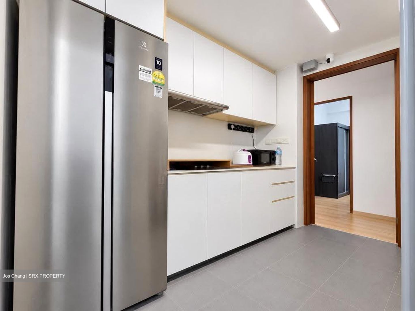 Whitewater (D18), Condominium #627239441